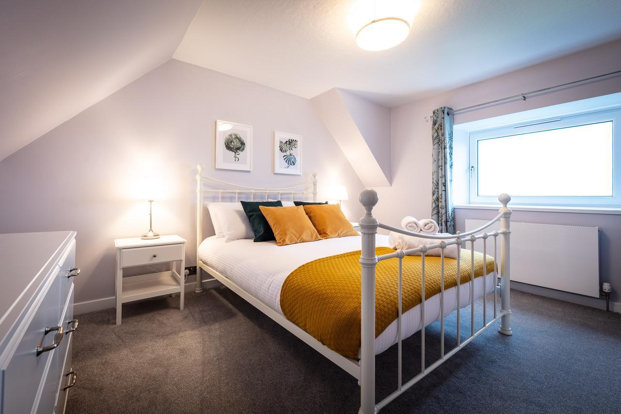 Lochside Villa Staffin Kültér fotó