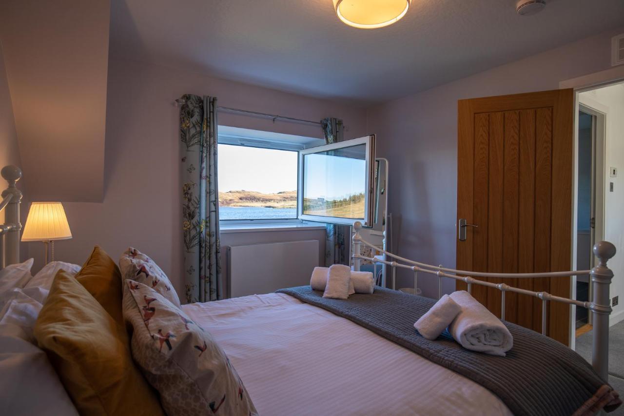 Lochside Villa Staffin Kültér fotó